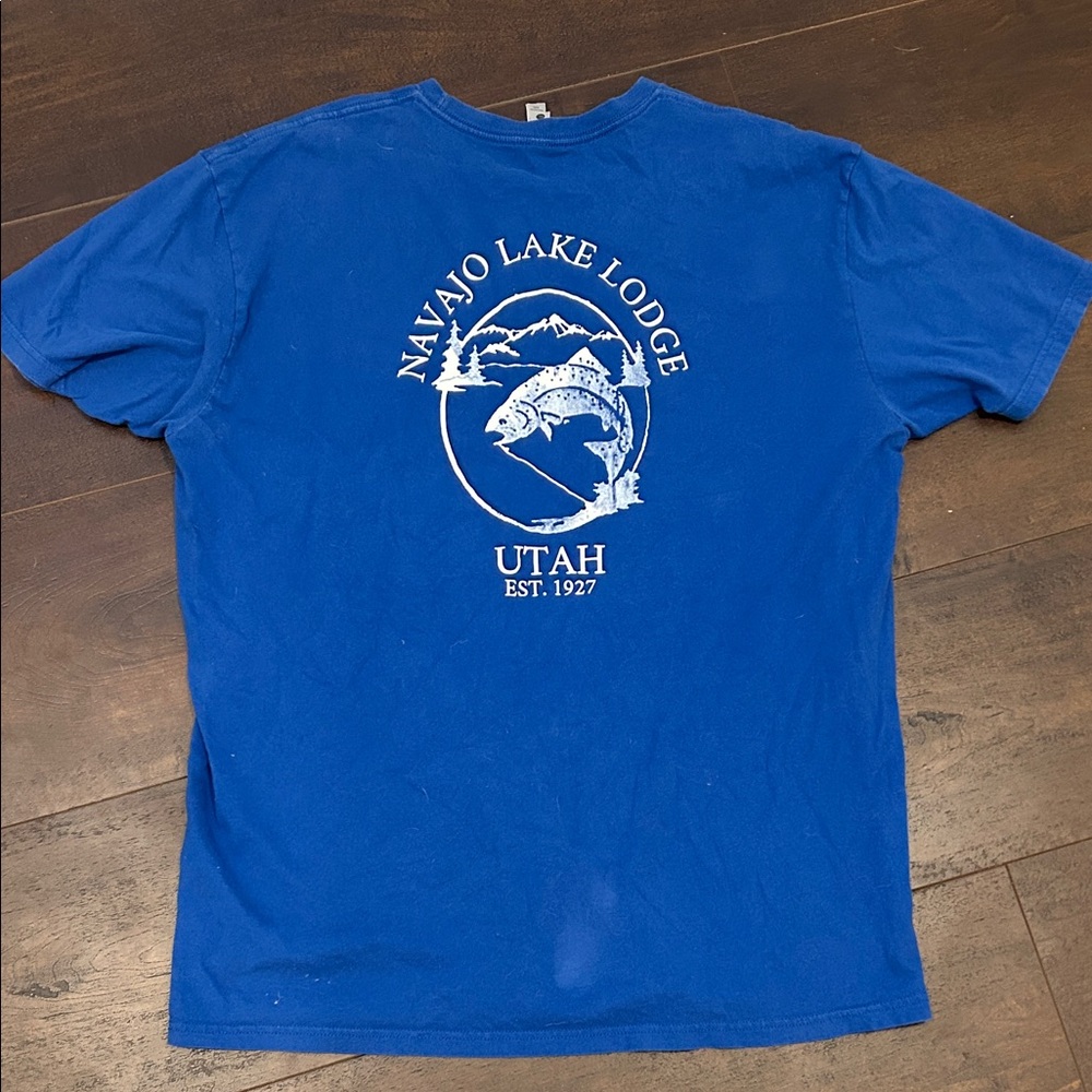 Utah Navajo Lake Lodge shirt
